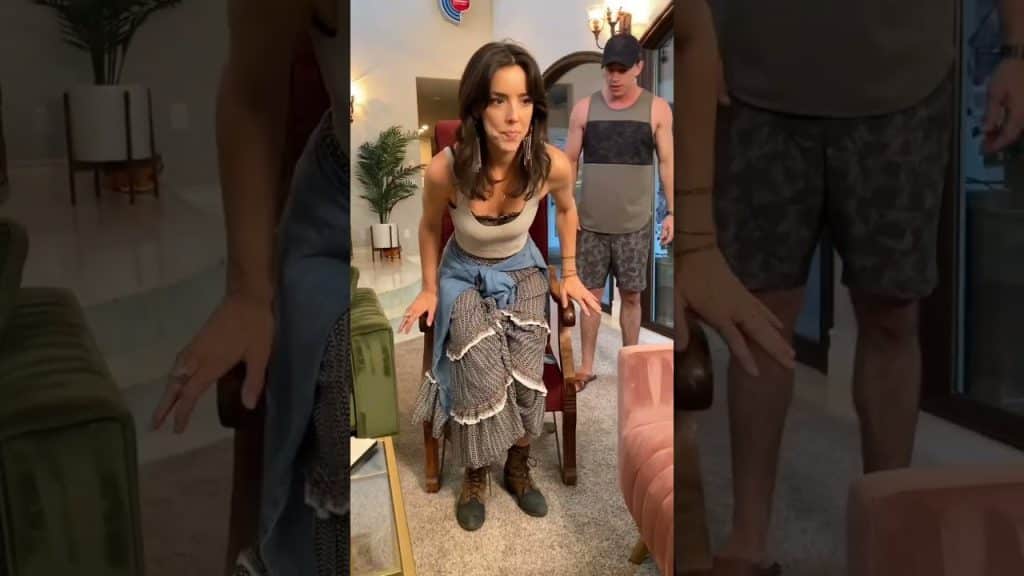 Youtube electro-orgasm: Prank chair shoots back and goes bang! 💥